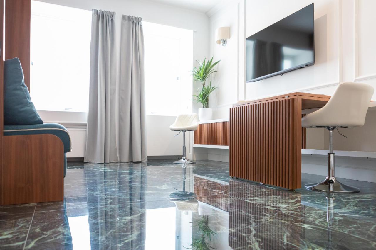 Domus Prestige -suite Repubblica- In Apartamento Roma