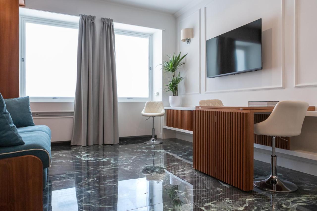 Domus Prestige -suite Repubblica- In Apartamento Roma
