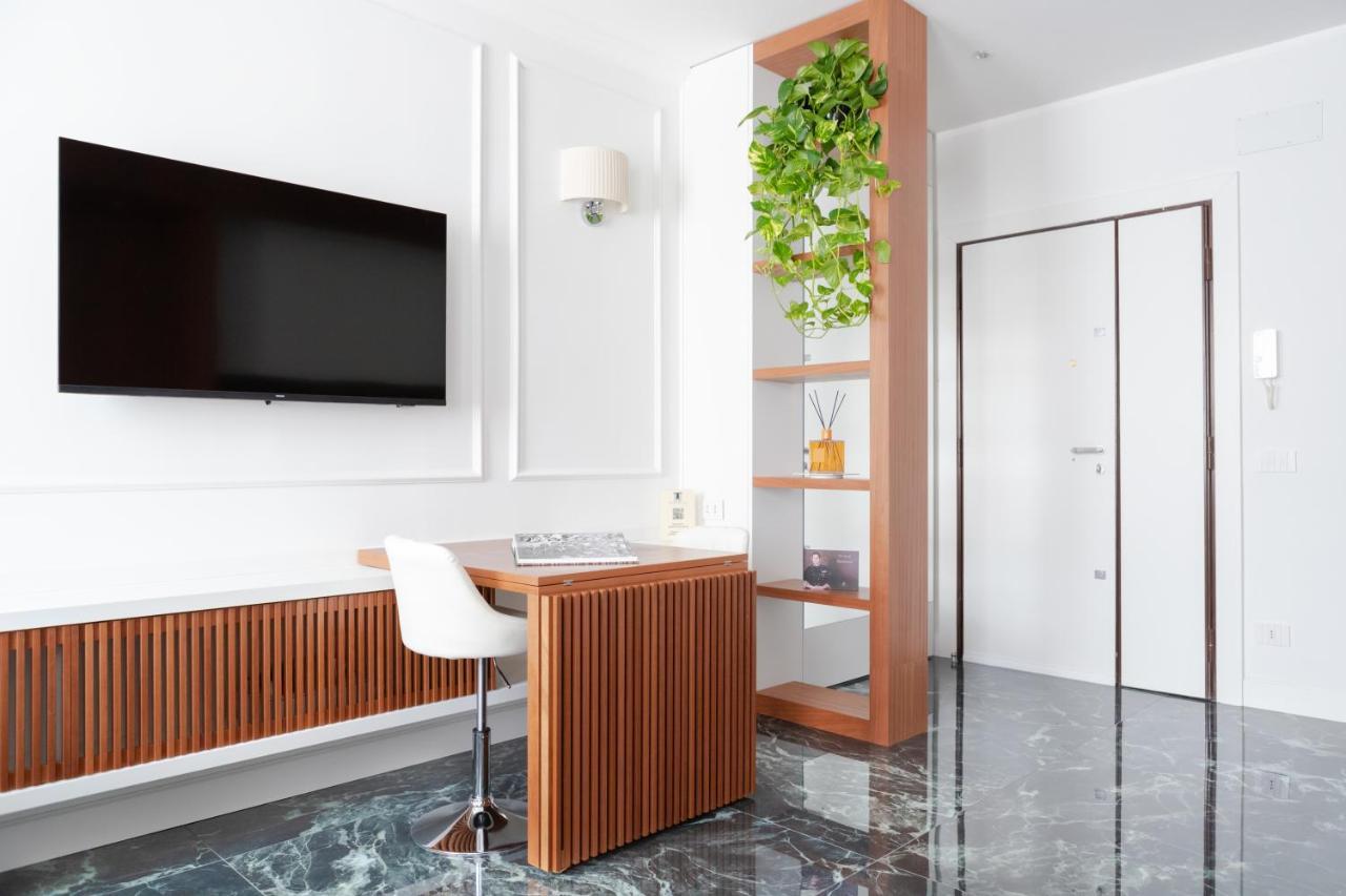 Domus Prestige -suite Repubblica- In Apartamento Roma